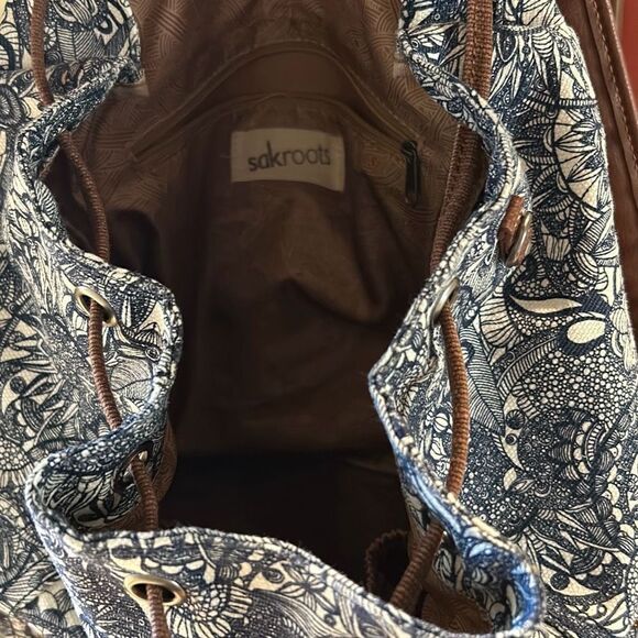 SAKROOTS Natural Flap Backpack - Picture 10 of 11